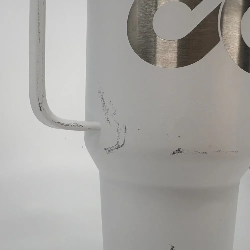 Yeti Rambler 42 Oz Straw Mug With Handle White C6 Logo No Straw